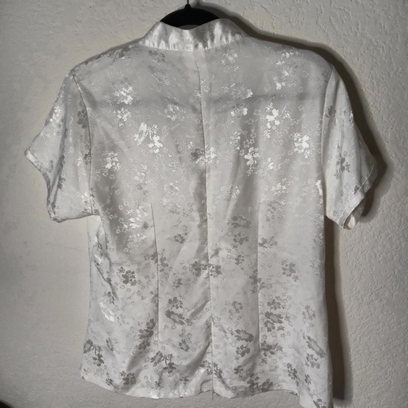 White Silk Mandarin Style Pants Set - Picture 4 of 6